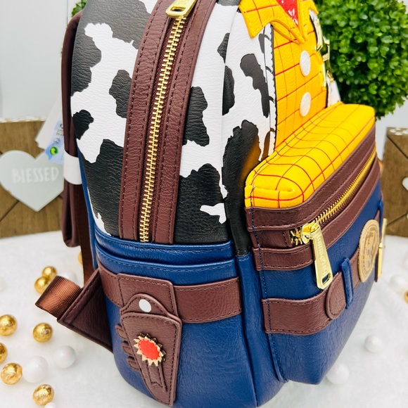 Loungefly Disney • Pixar **Toy Story Woody Sheriff** (Limited Edition Backpack) main image 11